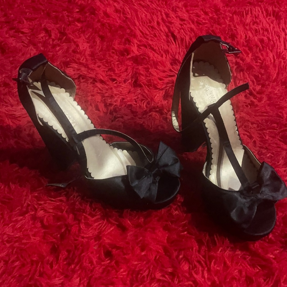 Open toed heels